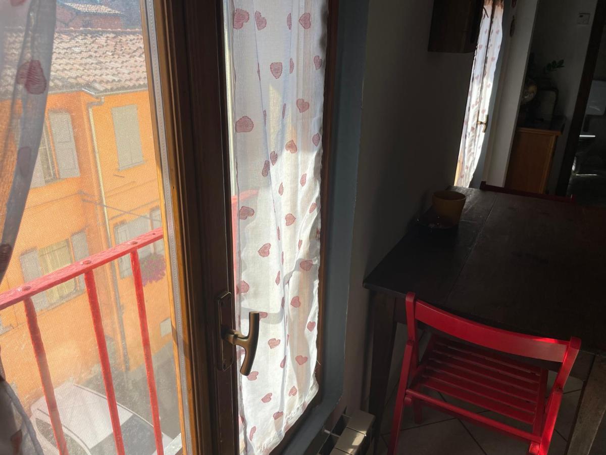 Independent Little Loft In Apartment *
